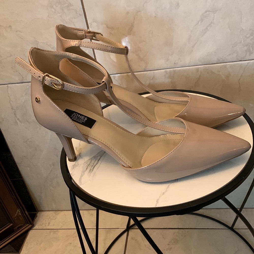 Jones New York Heels - Picture 3 of 16